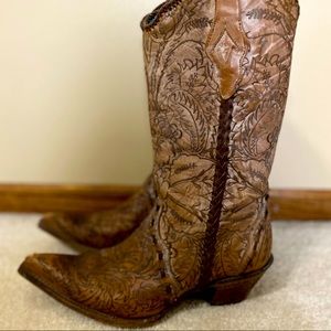 Woman’s Corral Cowboy Boots